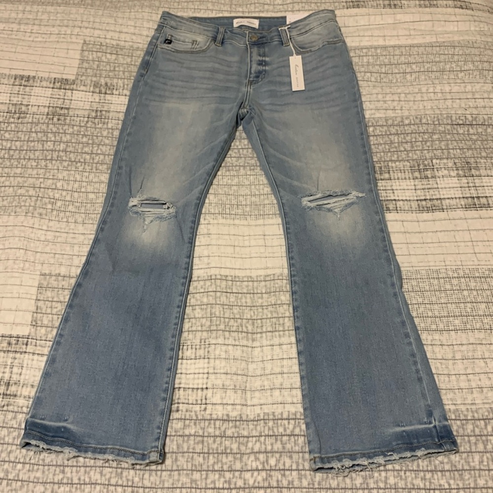 KanCan size 9/28 essentials mid rise kick flare distressed blue jeans NWT